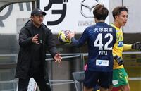 　Ｊ１昇格を逃した徳島・増田功作監督（撮影・金田祐二）