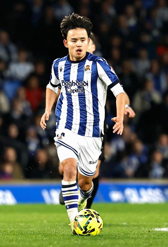 バルセロナ戦で攻め込むレアル・ソシエダードの久保＝サンセバスチャン（共同）