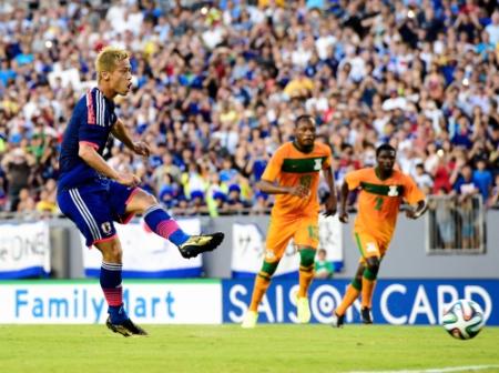 この選手に注意!イタリア雑誌が名前を挙げたFW本田圭佑