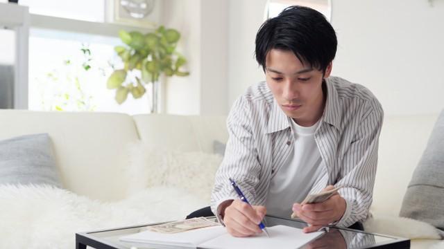 まさか親への仕送りが相続になるなんて　※画像はイメージです（mapo/stock.adobe.com）