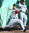 ブルペンで投げ込む阪神・藤浪晋太郎＝宜野座（撮影・棚橋慶太）