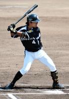 広島戦で3安打を放った上本