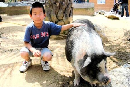 　伊原の幼少期（家族提供）