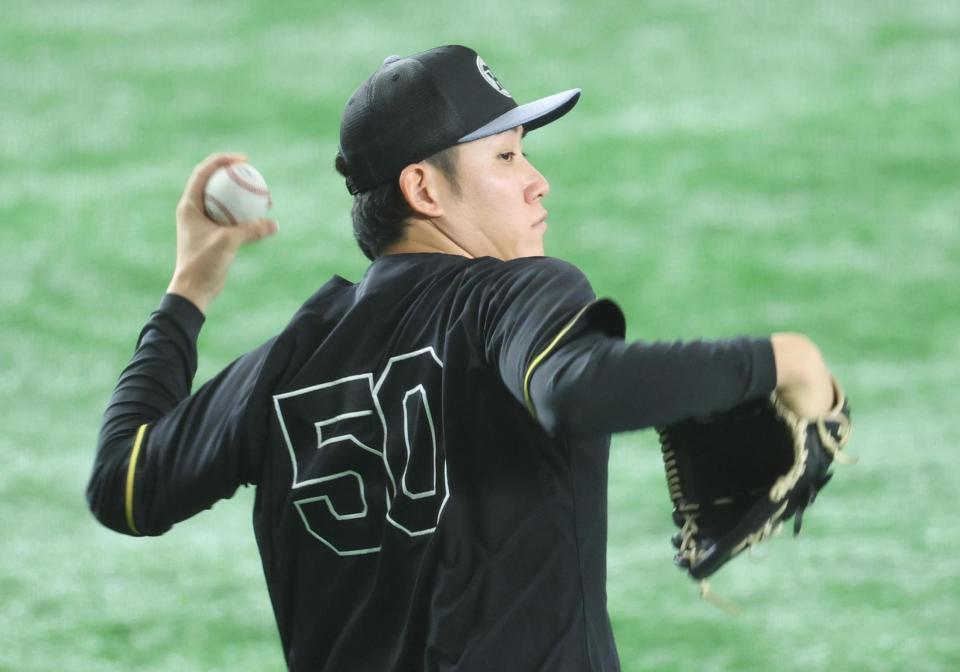 　先発の富田（撮影・金田祐二）