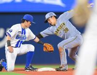 　５回、二盗を決める小幡（撮影・伊藤笙子）