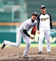 　ノックを受ける才木（撮影・山口登）