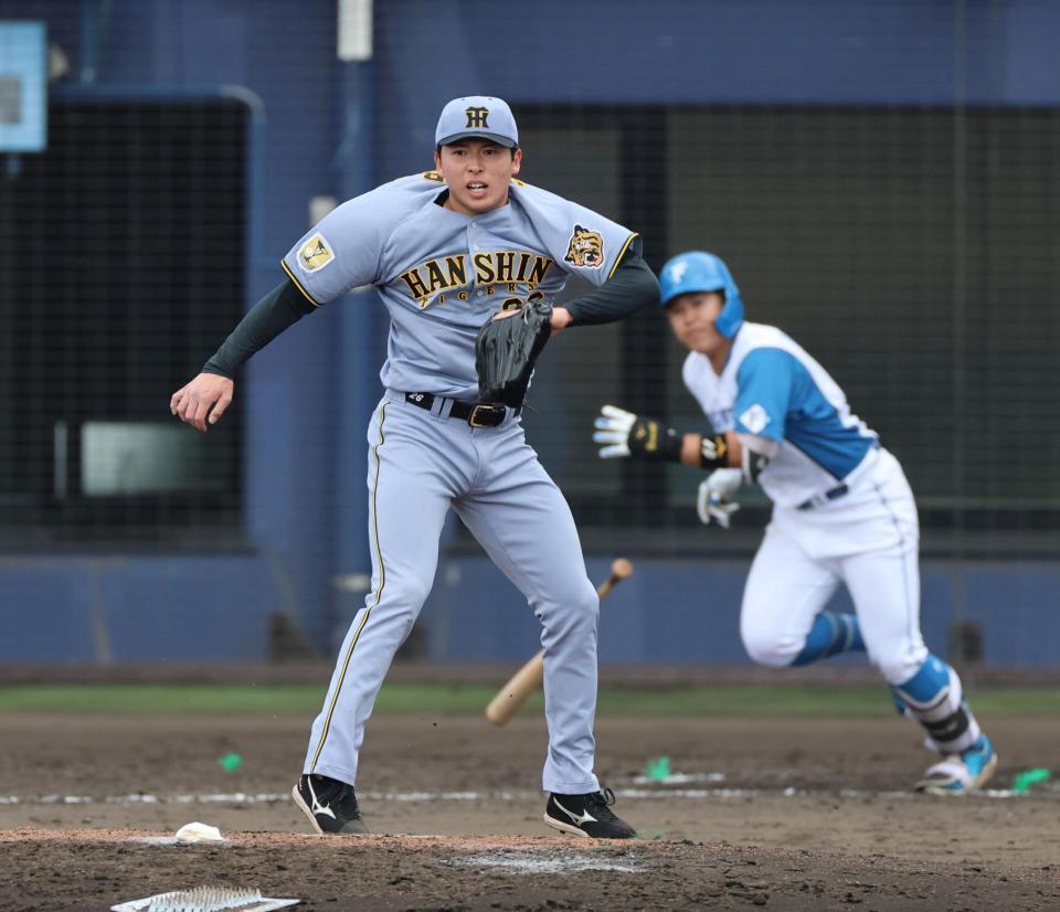 ６回、日本ハム打線に捕まる椎葉（撮影・山口登）