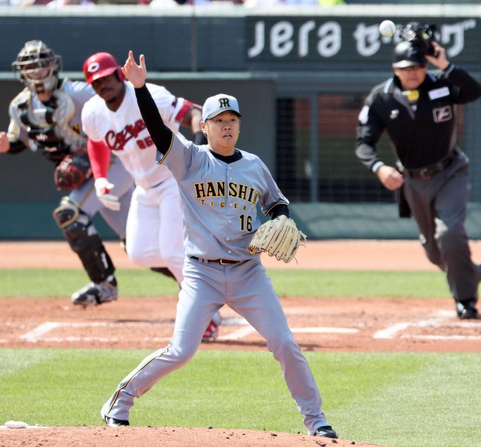 　２回、モンテロの打球に反応する西勇（撮影・田中太一）