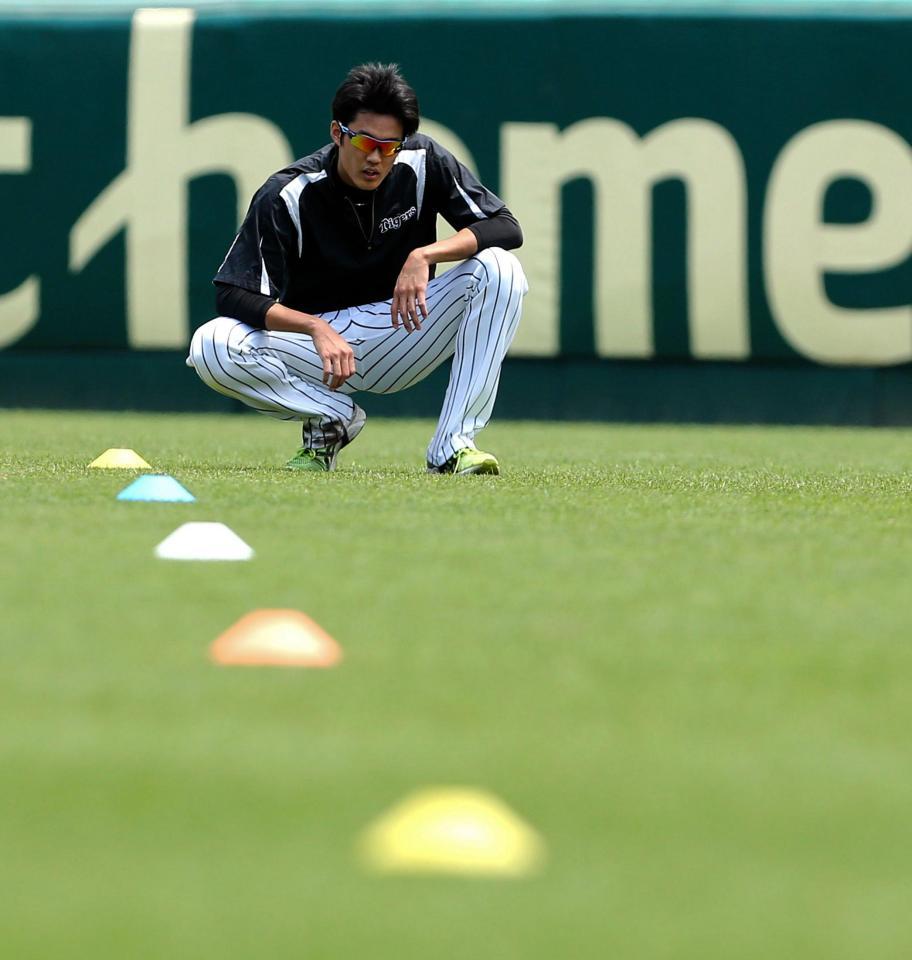 登板へ向け阪神・藤浪晋太郎は黙々と走り込んだ＝甲子園（撮影・飯室逸平）