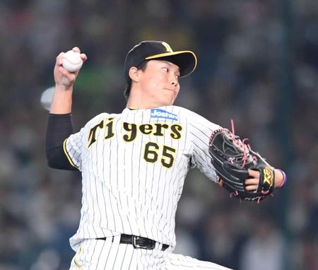 　８回、５番手で登板した湯浅