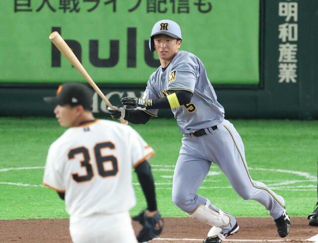 　１回、中前打を放つ近本