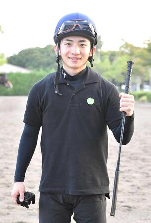 　来週の中山から復帰予定の長浜（撮影・持木克友）