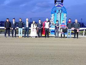 重賞４連勝で桜花賞を制したアンジュルナ