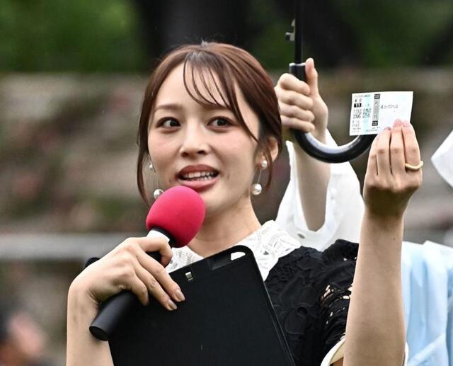 東京競馬場降臨の美女に騒然「可憐やわ」