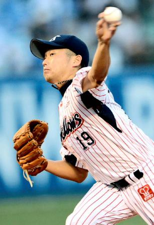 　中日戦に先発したヤクルト・石川＝神宮