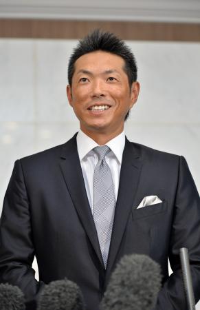 　プロ野球日本代表監督を内諾したことを明らかにした小久保氏