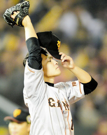 元読売ジャイアンツ杉内俊哉選手 サイン入り野球 透明ケース付き 巨人