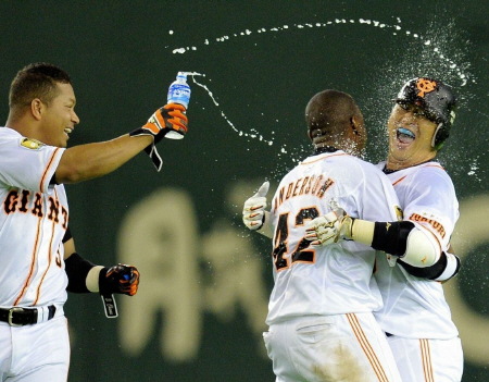 巨人劇的サヨナラ勝ち 村田が決めた 野球 デイリースポーツ Online