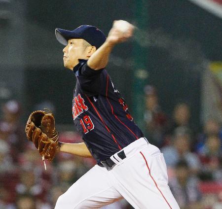 　今季２度目の完封で４勝目を挙げたヤクルト・石川＝コボスタ宮城