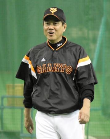 　沢村の投球をチェックした巨人・原監督