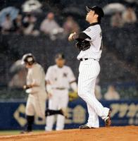 ロッテ・伊東監督が藤岡に“懲罰”１４０球「毎回、毎回同じ」