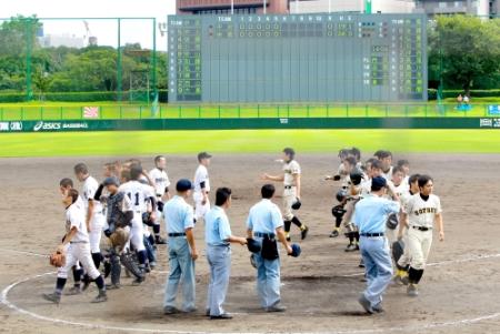 延長４５回でも決着が付かず継続試合となった高校軟式野球の中京ー崇徳戦（８月３０日）