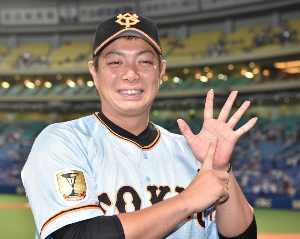 　今季６勝目を挙げ、笑顔の高木勇