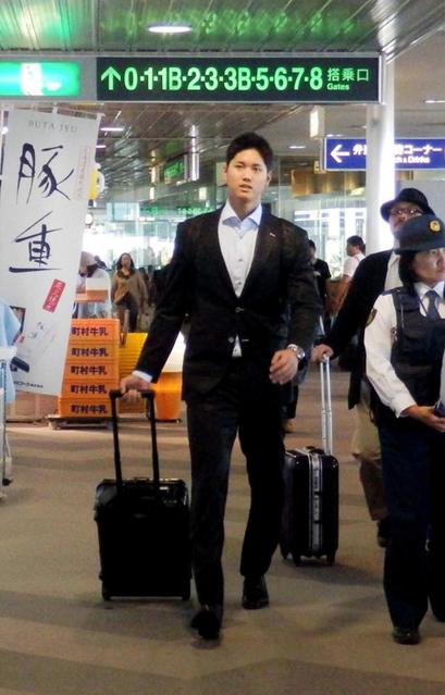 大谷、代打の切り札だ 外野手起用なし