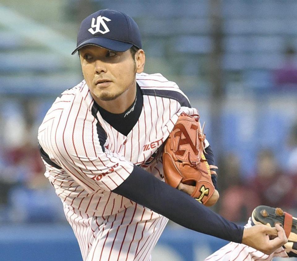　楽天戦に先発したヤクルト・新垣＝神宮