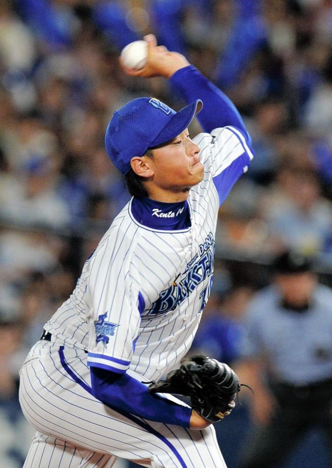 ７回２失点と粘投したＤｅＮＡ・石田＝横浜スタジアム（撮影・田村亮介）