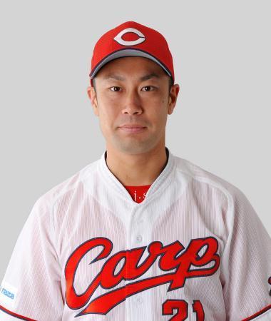 プロ野球広島、篠田が戦力外
