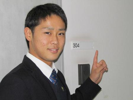 　出世部屋「３０４号室」からスター街道を歩む平沢