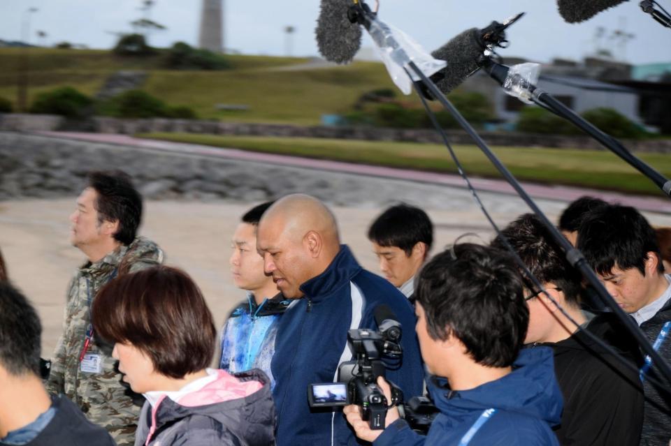 天候に恵まれ、今キャンプ初の早朝散歩を行ったＤｅＮＡのラミレス監督