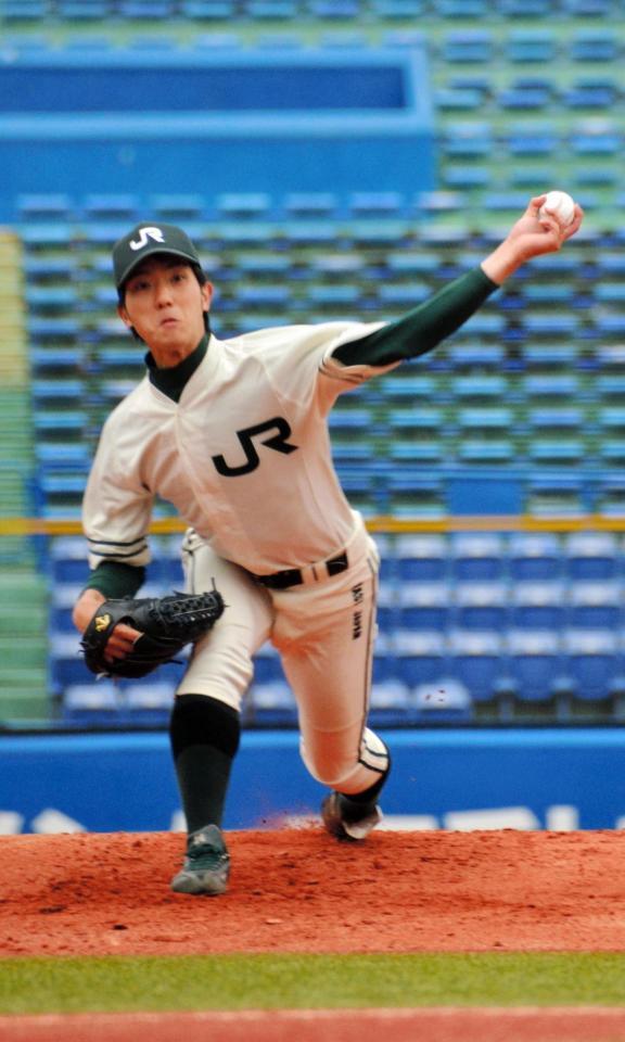 １４奪三振で２失点完投勝利を挙げたＪＲ東日本・田嶋＝神宮