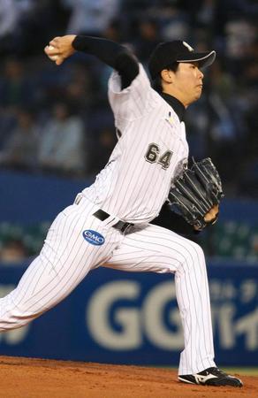 力投するロッテ先発の二木