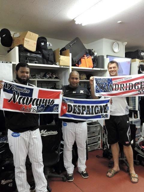 ロッテは外国人５選手のフェイスタオルを発売