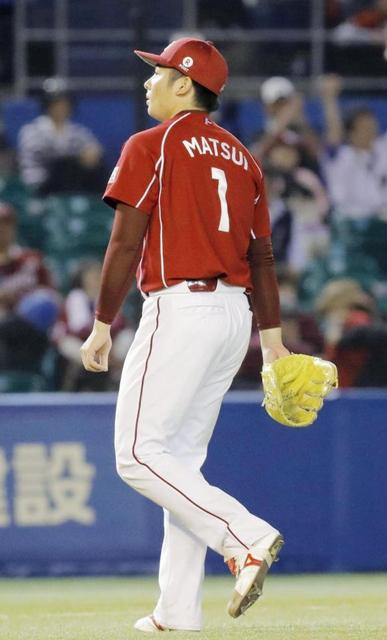 最大４点差守れぬ楽天救援陣　松井ガックリ「井口さんとのスキルの差」