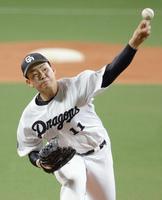 　ロッテ戦に先発した中日・小笠原＝ナゴヤドーム