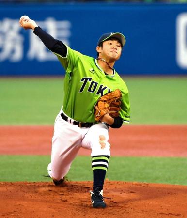 力投するヤクルト・由規＝神宮（撮影・棚橋慶太）