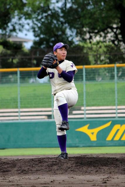 同志社3番・エースの石山が投打に活躍 1安打完封、打っては4の3