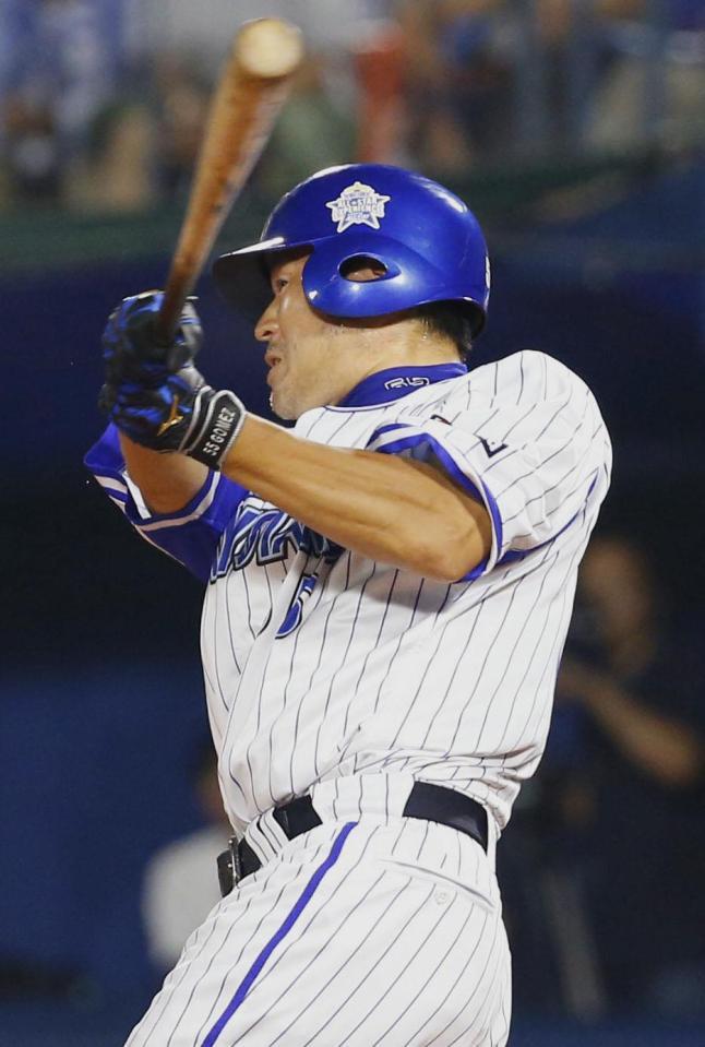 　６回ＤｅＮＡ２死二塁、代打後藤が左翼に適時エンタイトル二塁打を放つ＝横浜