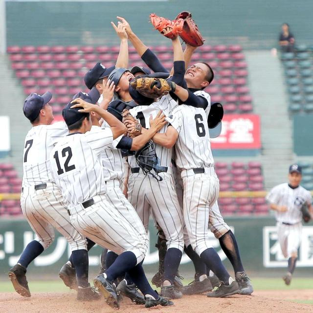 選抜４強の熊本・秀岳館など５校甲子園切符　再試合の鹿児島は樟南が接戦制す