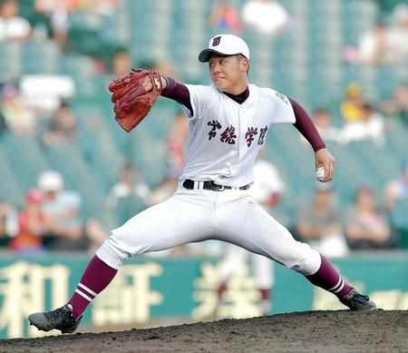 　７回無失点の好投を見せた常総学院・鈴木昭（撮影・堀内翔）