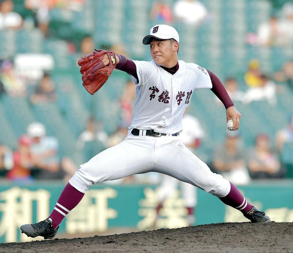 　７回無失点の好投を見せた常総学院・鈴木昭（撮影・堀内翔）