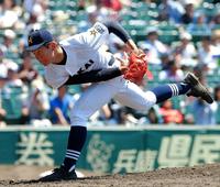 先発した北海・大西＝甲子園（撮影・堀内翔）