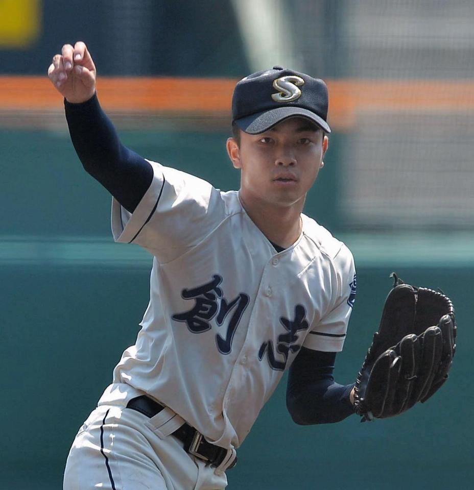 先発した創志学園・高田＝甲子園（撮影・堀内翔）