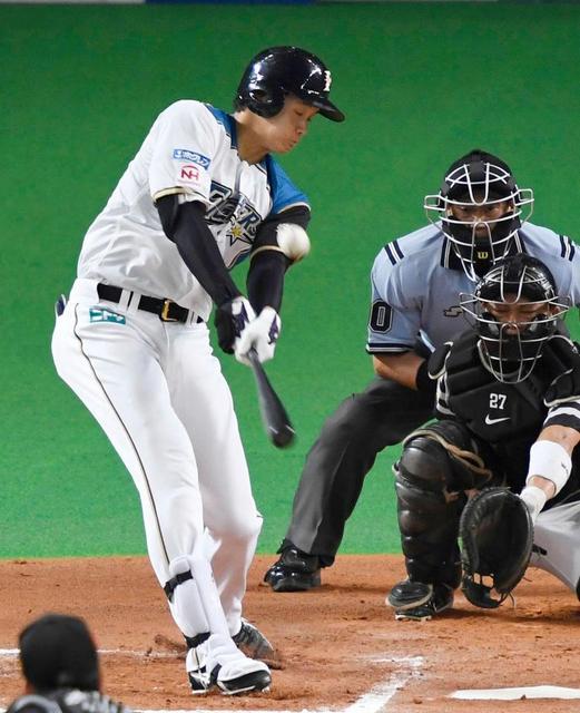 大谷翔平が１９号勝ち越し本塁打　首位攻防戦で豪快弾