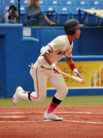 勝ち越し犠飛など３打点と活躍した日大・京田