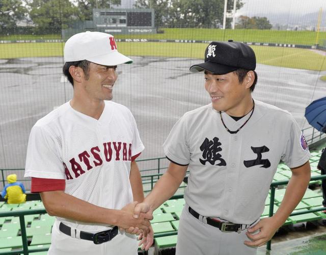 奇跡のバックホーム”熊本工と松山商OBが再戦誓う/野球/デイリー