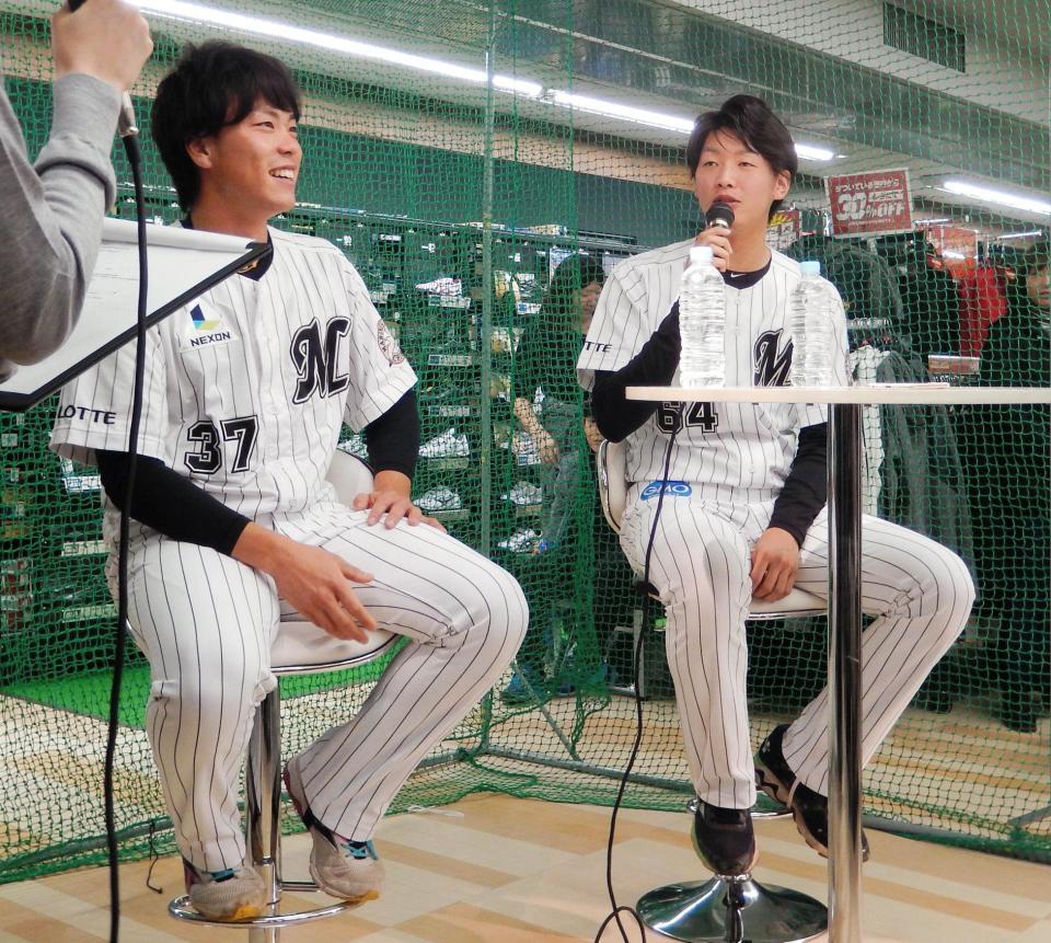 トークショーと野球教室を行った『チーム五木』の二木（右）と三木